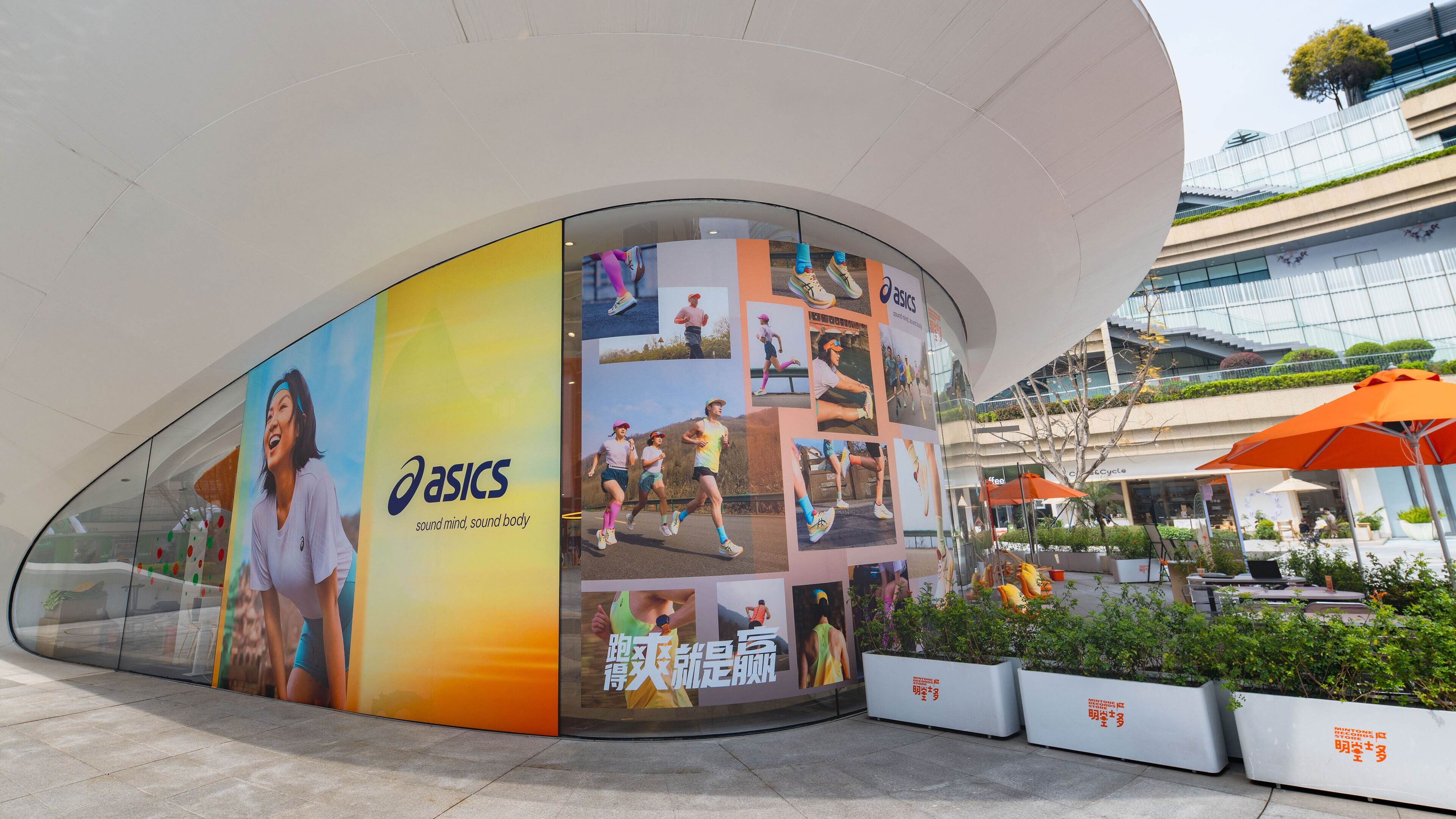 asics成都3840w x 2160h